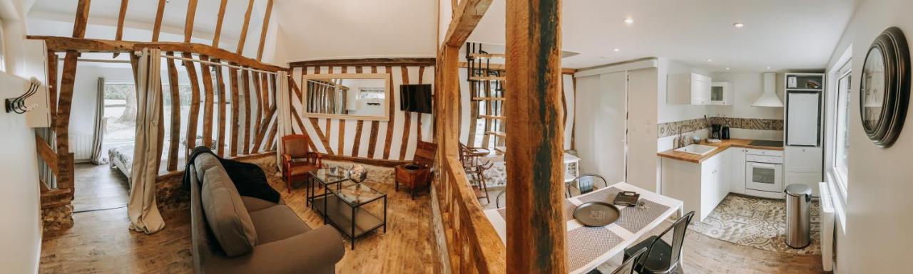 Les Gites De Claire Saint-Gâtien-des-Bois Exterior foto